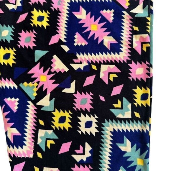 Lularoe TC Leggings - Picture 2 of 7